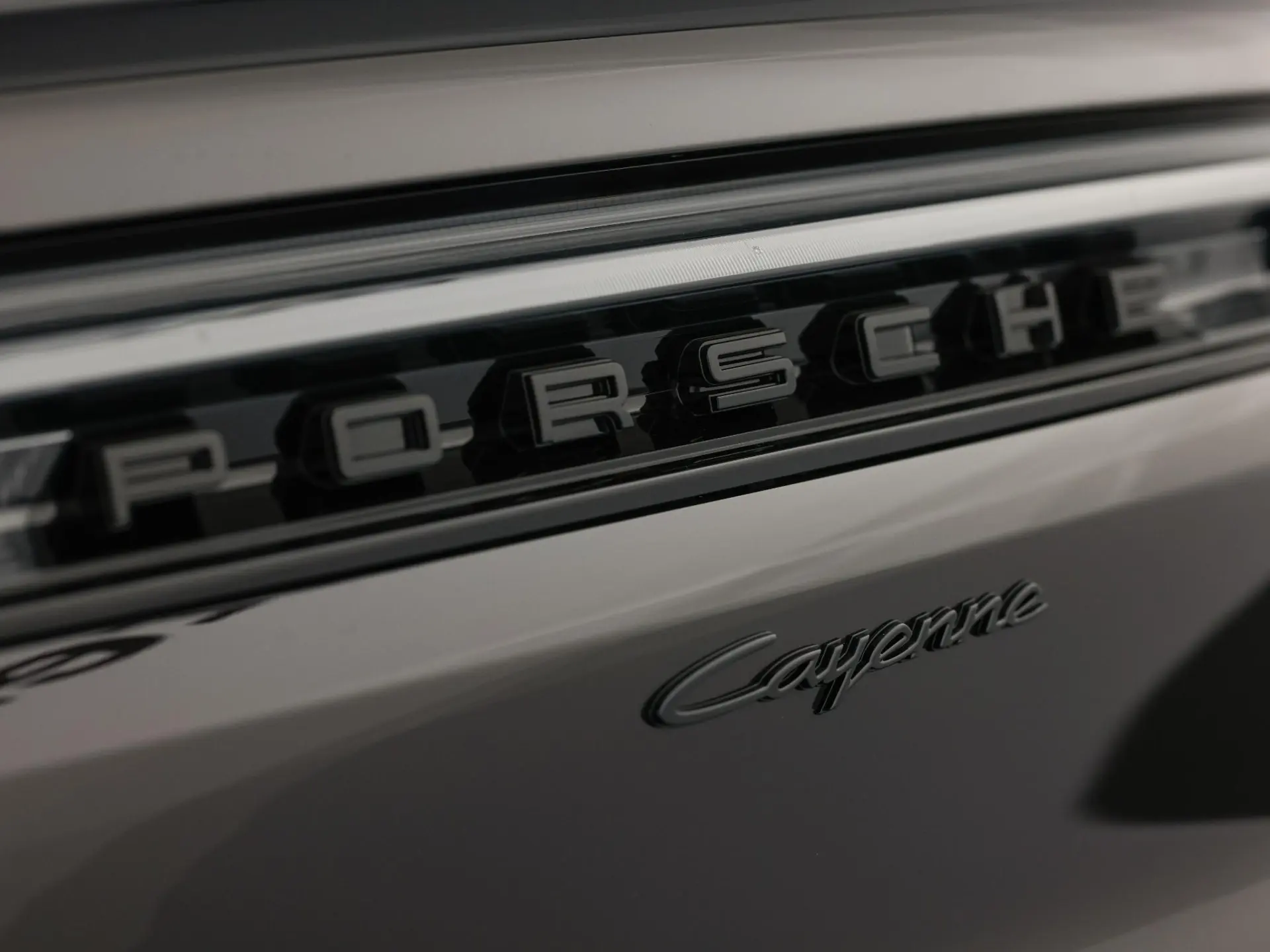 Cayenne Coupé 3.0 E-Hybrid Black Edition