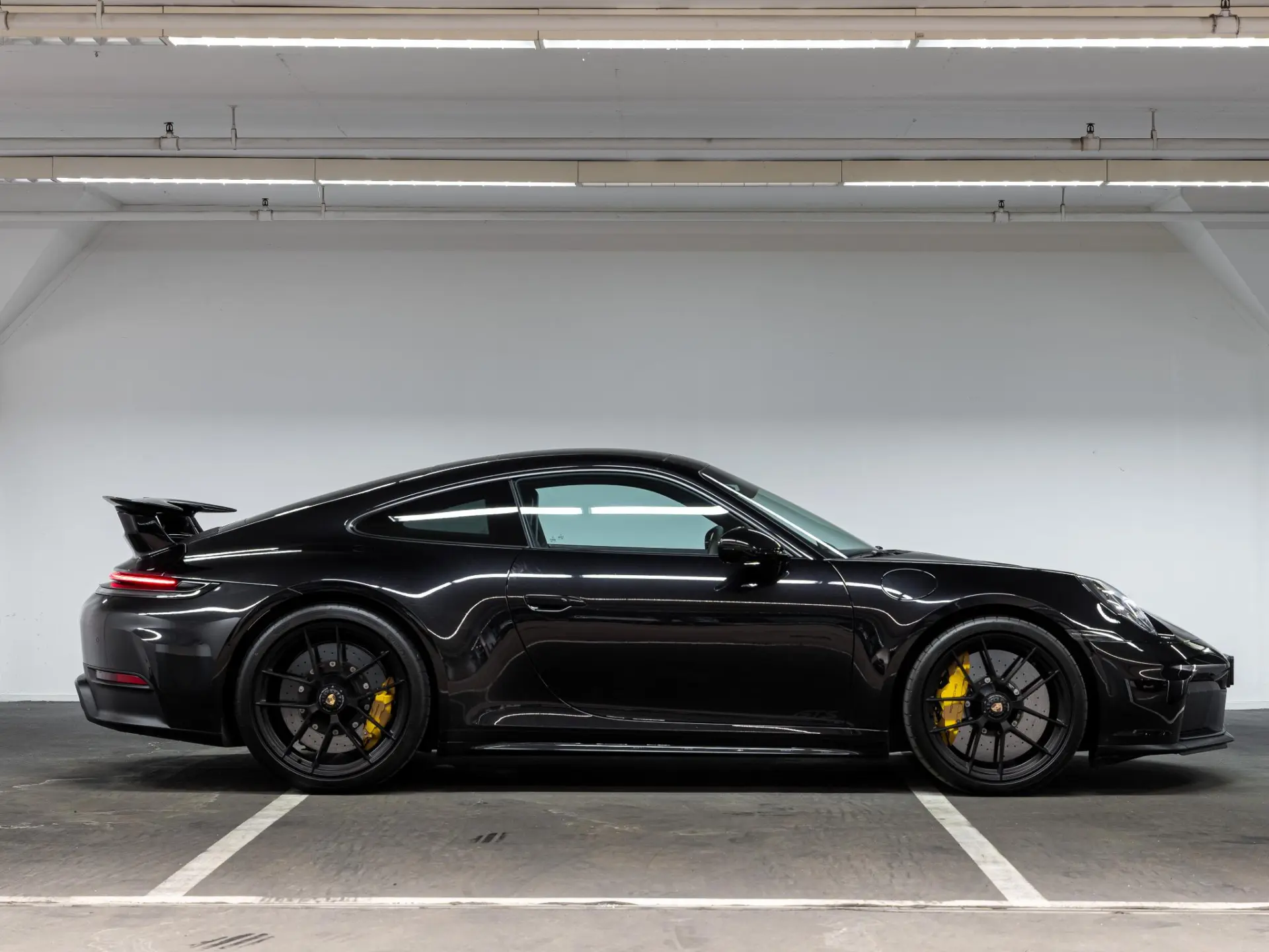 911 3.6 T-Hybrid Carrera 4 GTS