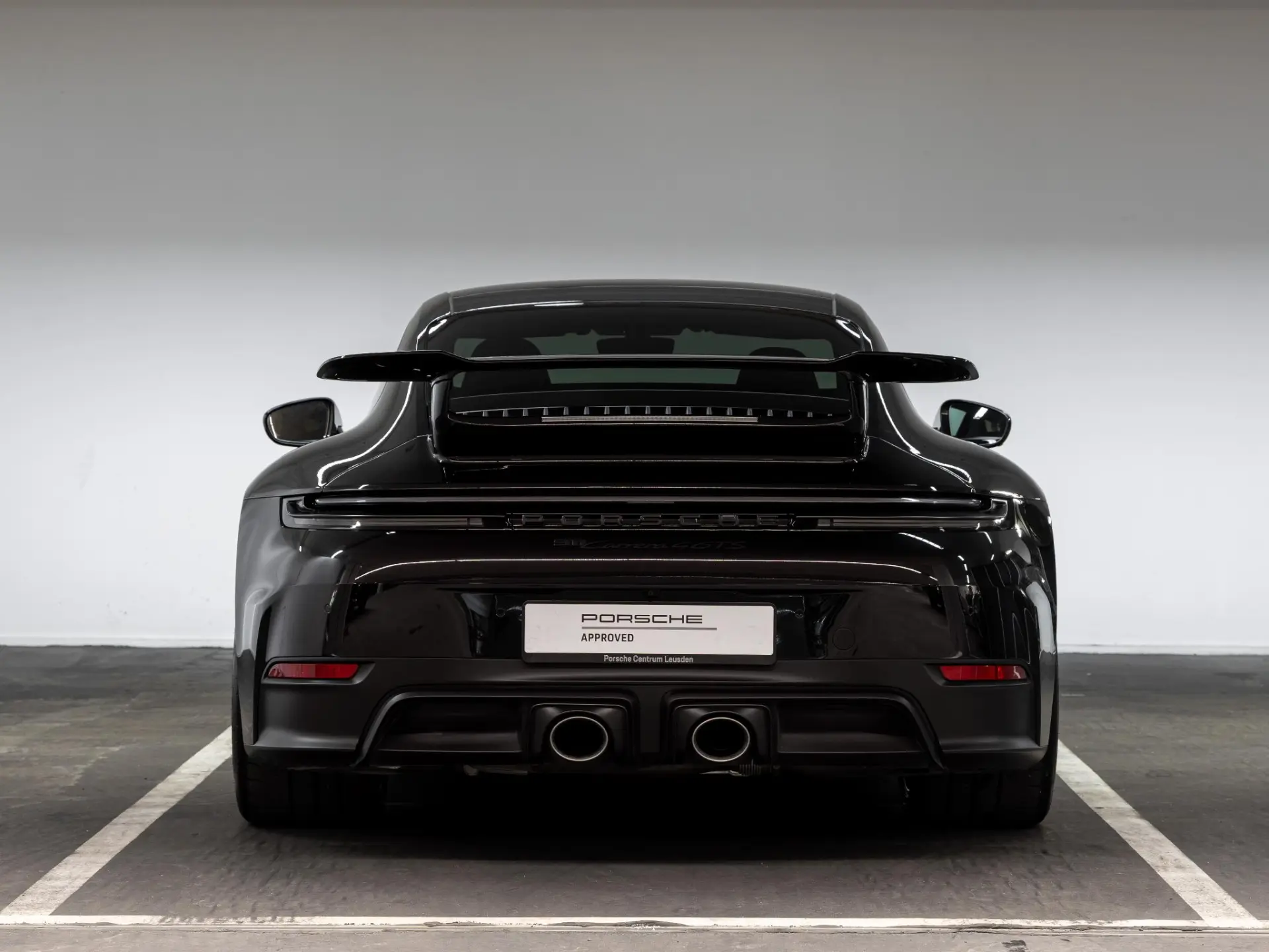 911 3.6 T-Hybrid Carrera 4 GTS