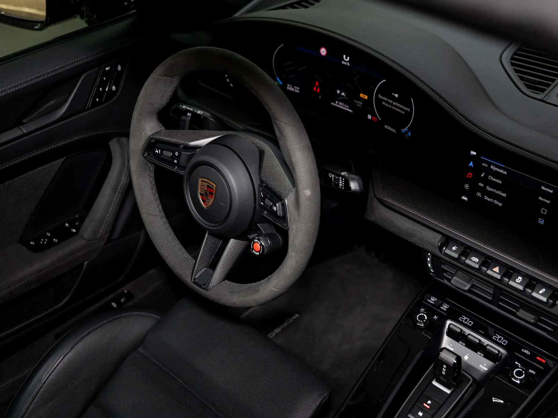 911 3.6 T-Hybrid Carrera 4 GTS