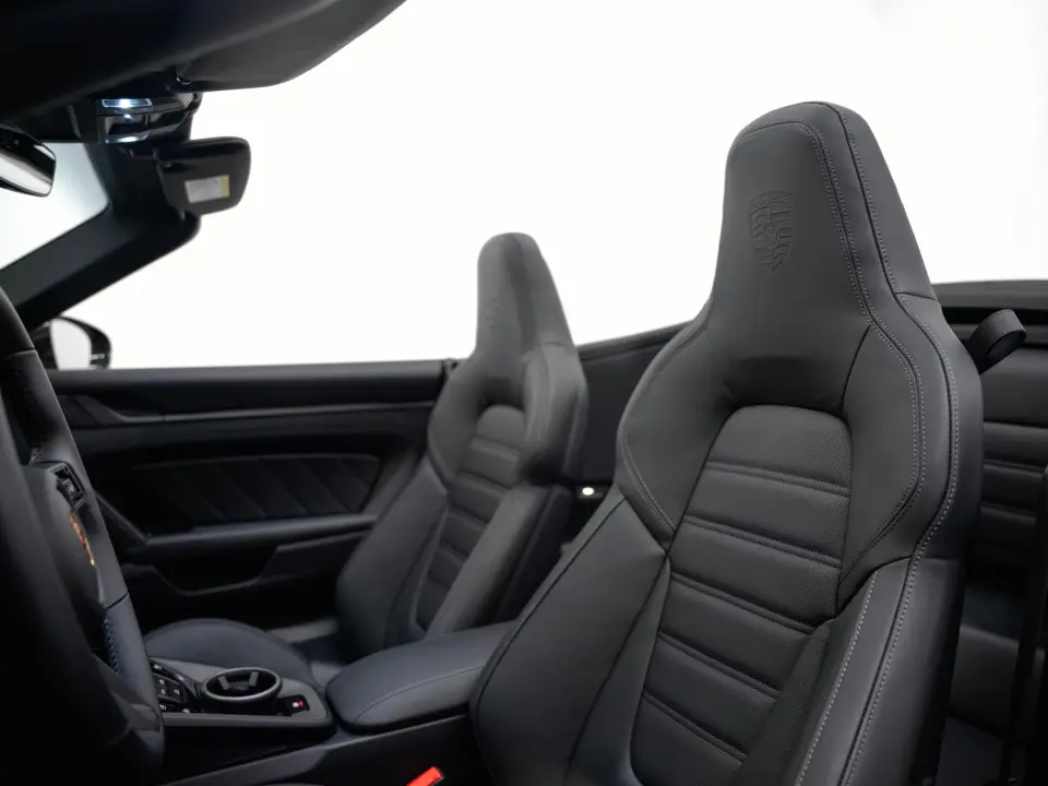 911 Carrera 4 GTS Cabriolet