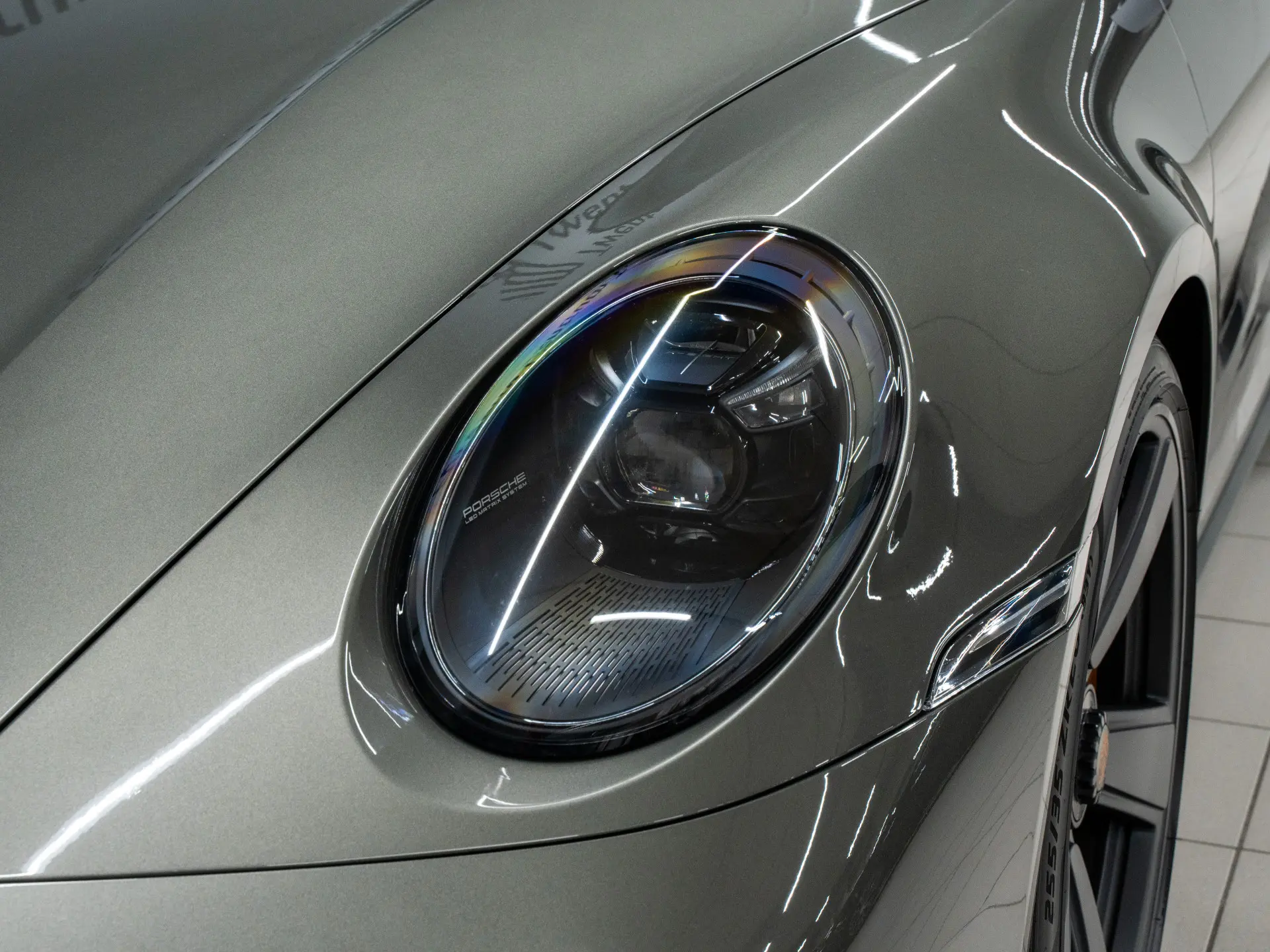 911 Turbo 50 Years