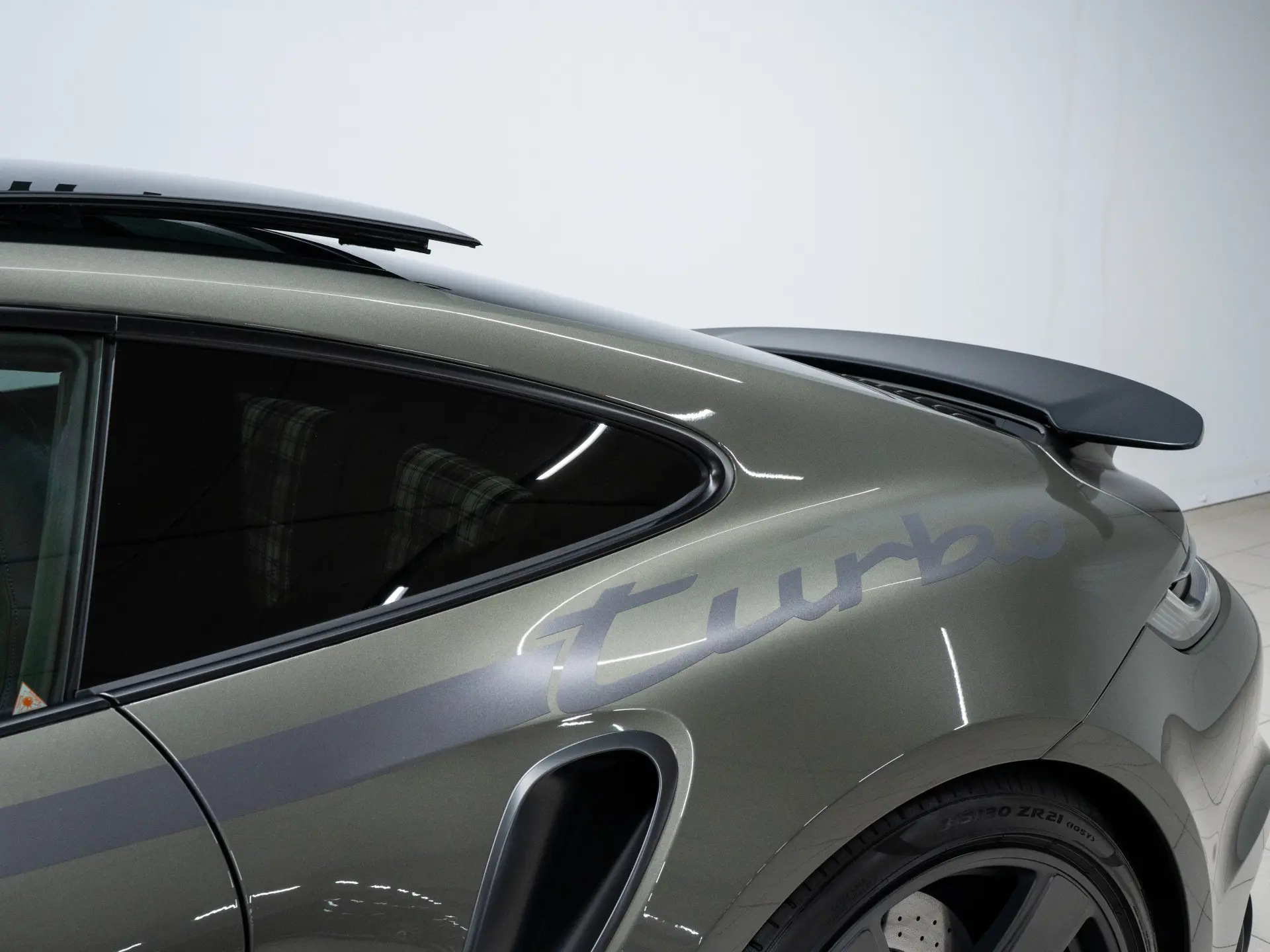 911 Turbo 50 Years