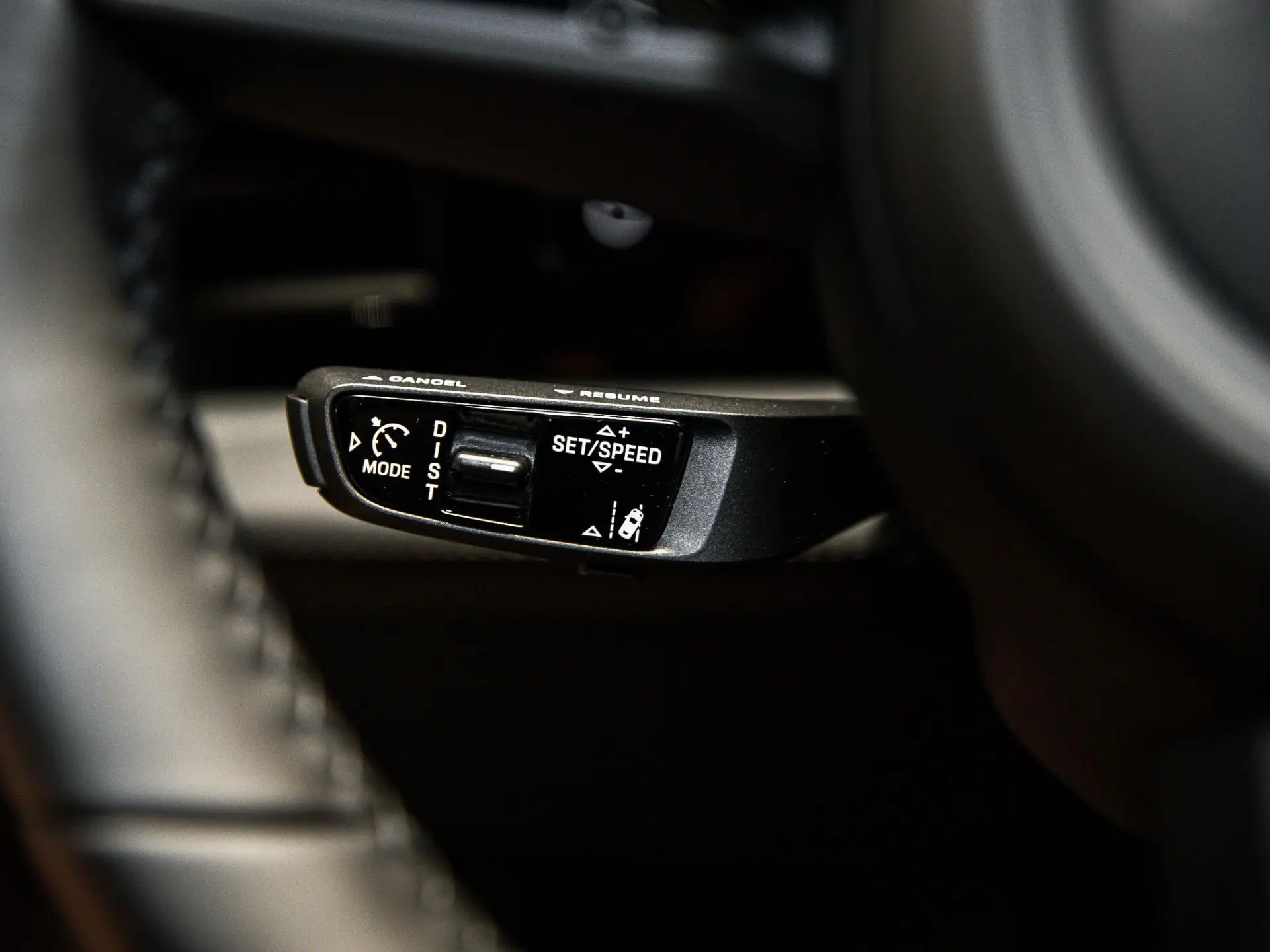 Taycan Sport Turismo Black Edition