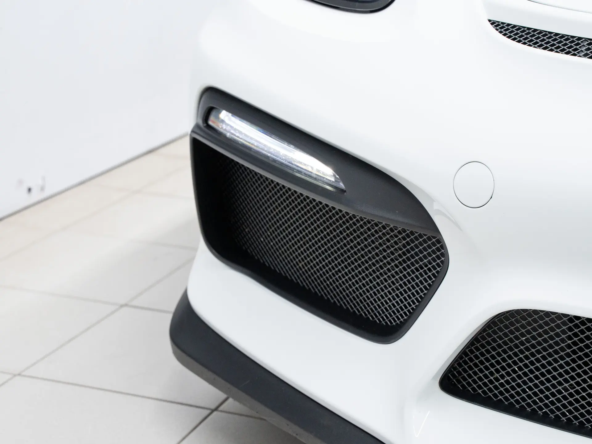 981 Cayman GT4
