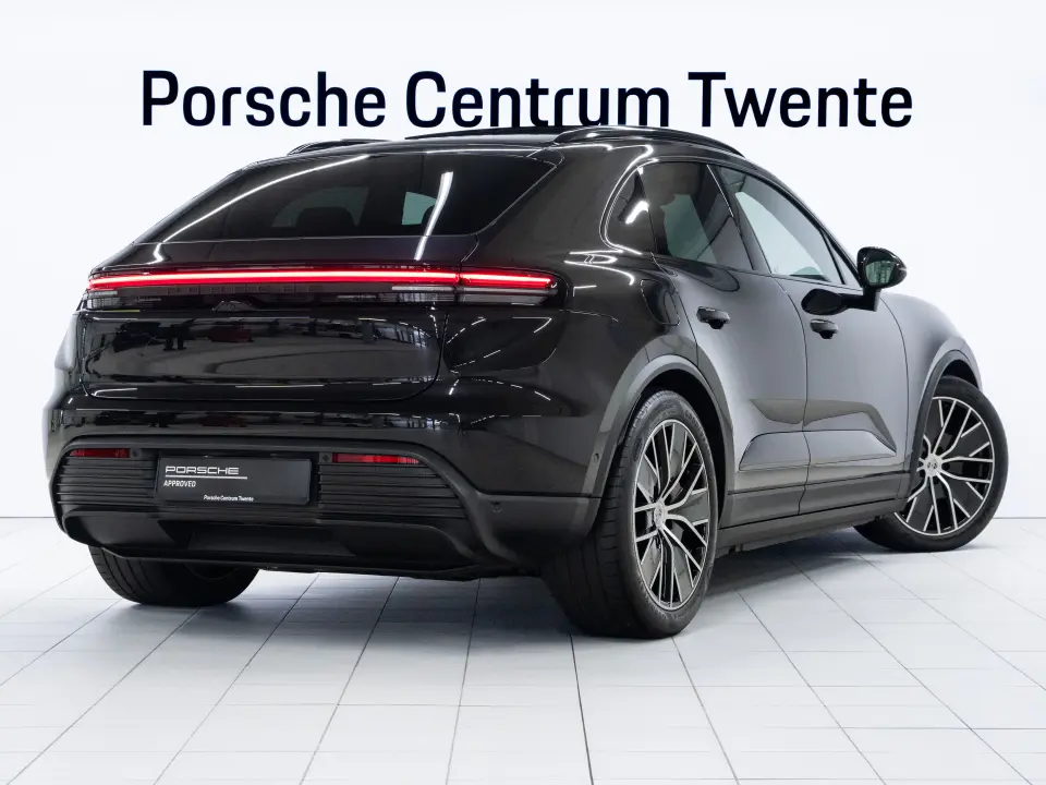 Macan 4