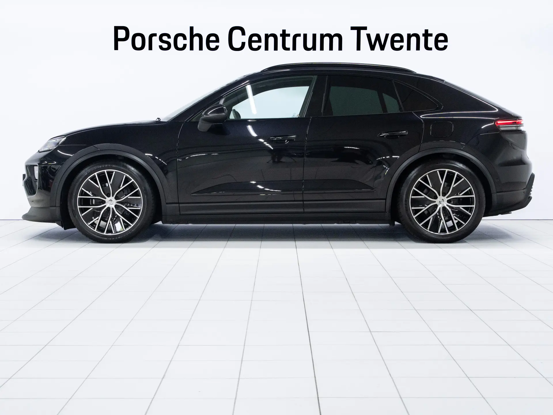Macan 4