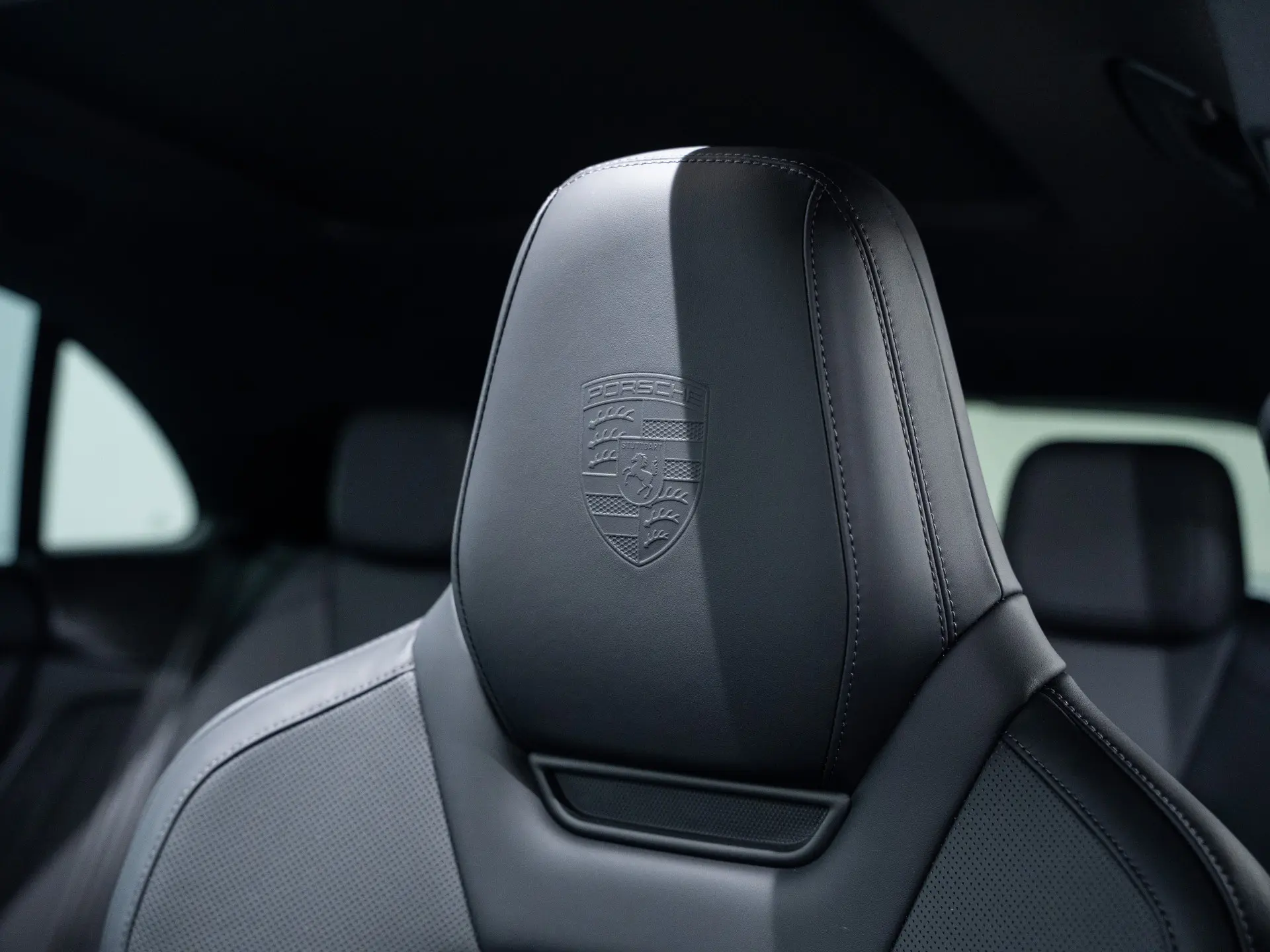 Macan 4