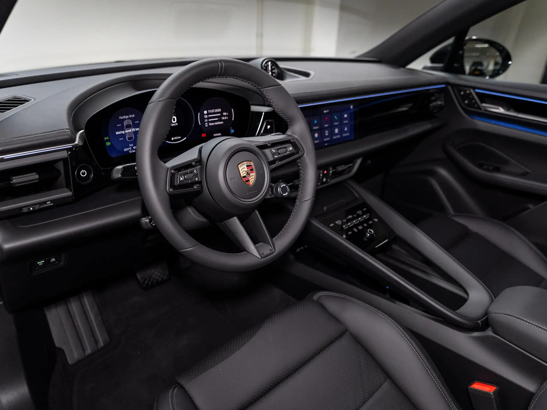 Macan 4