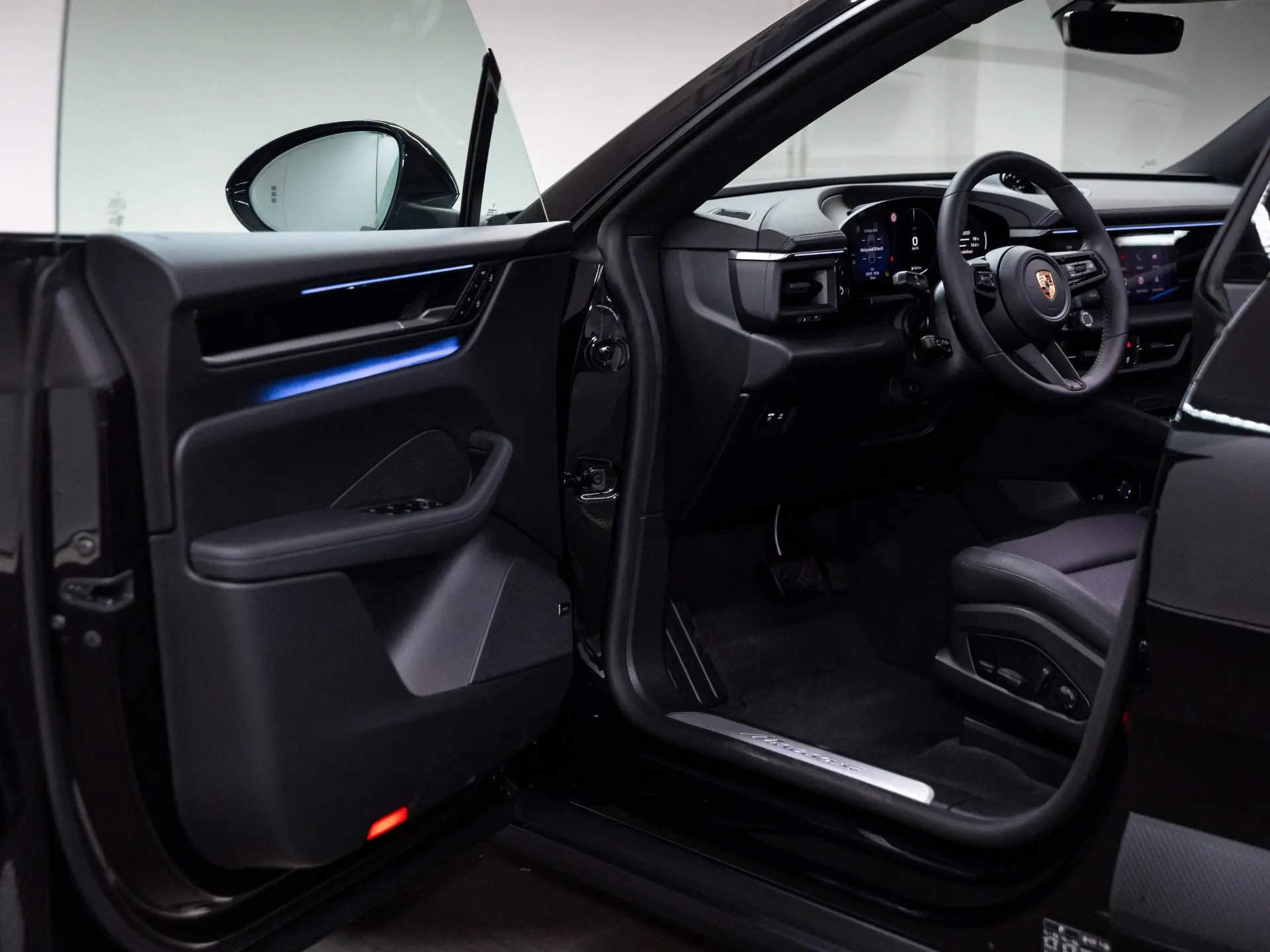 Macan 4