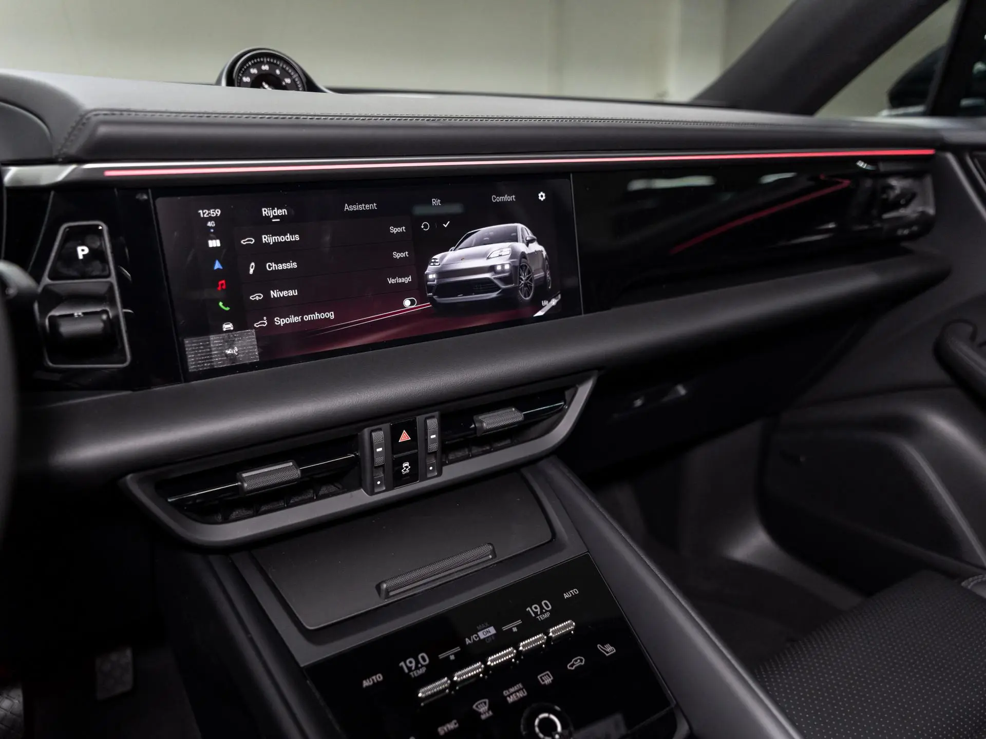 Macan 4