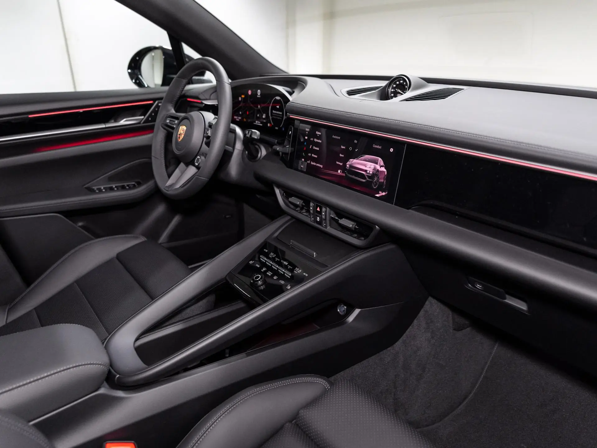 Macan 4
