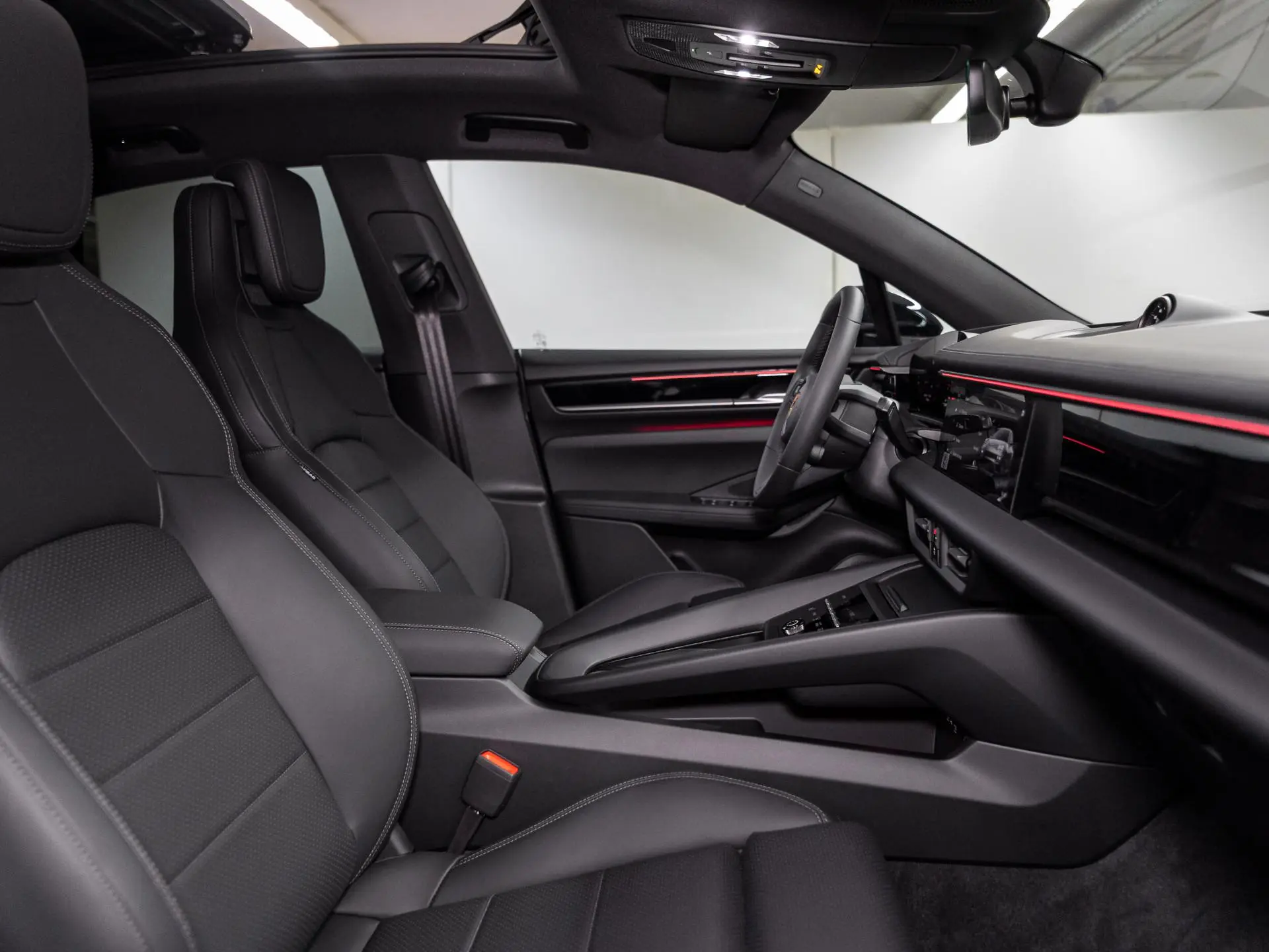 Macan 4