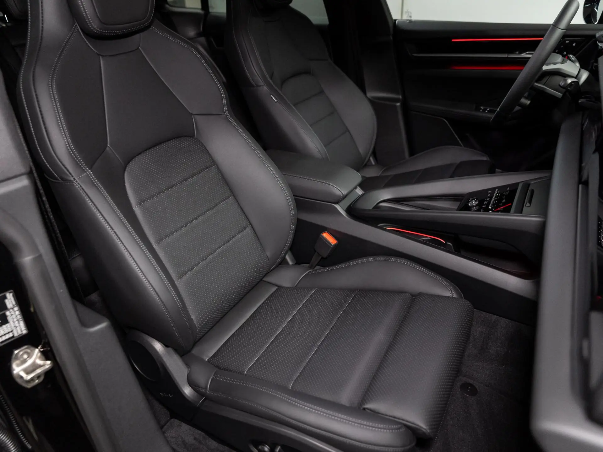 Macan 4
