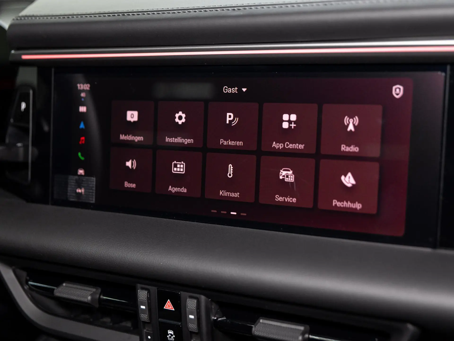 Macan 4