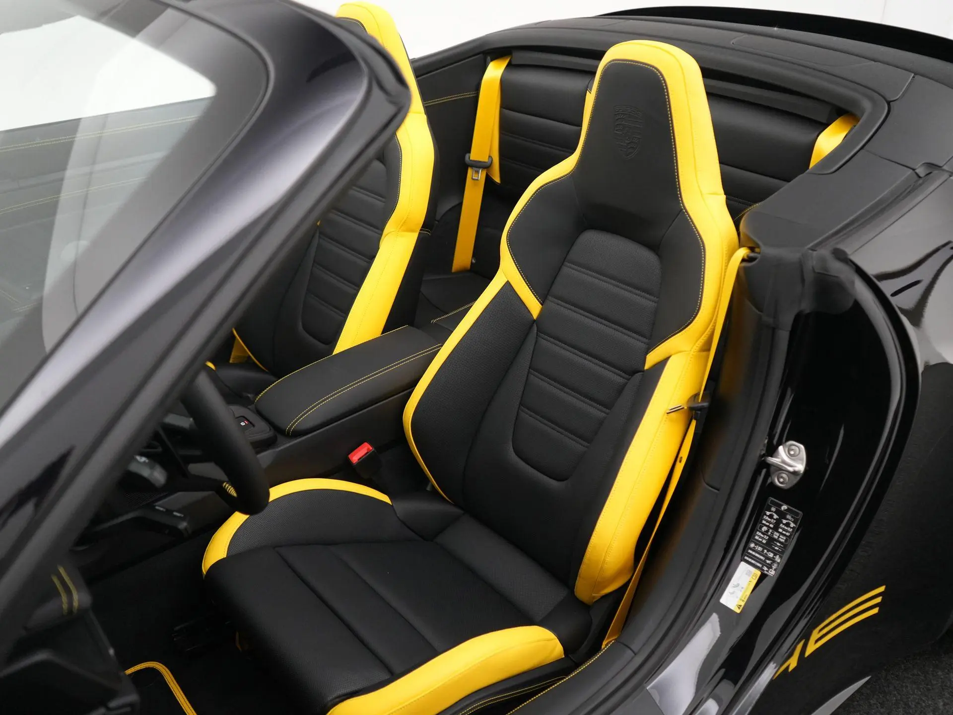 911 Carrera 4 GTS Cabriolet