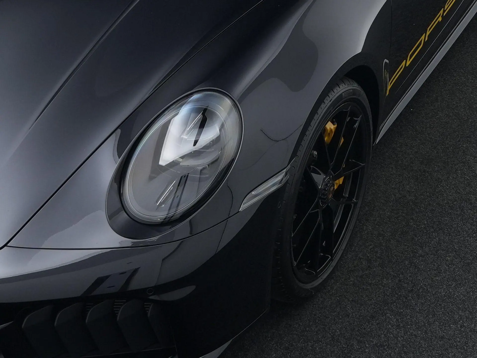 911 Carrera 4 GTS Cabriolet