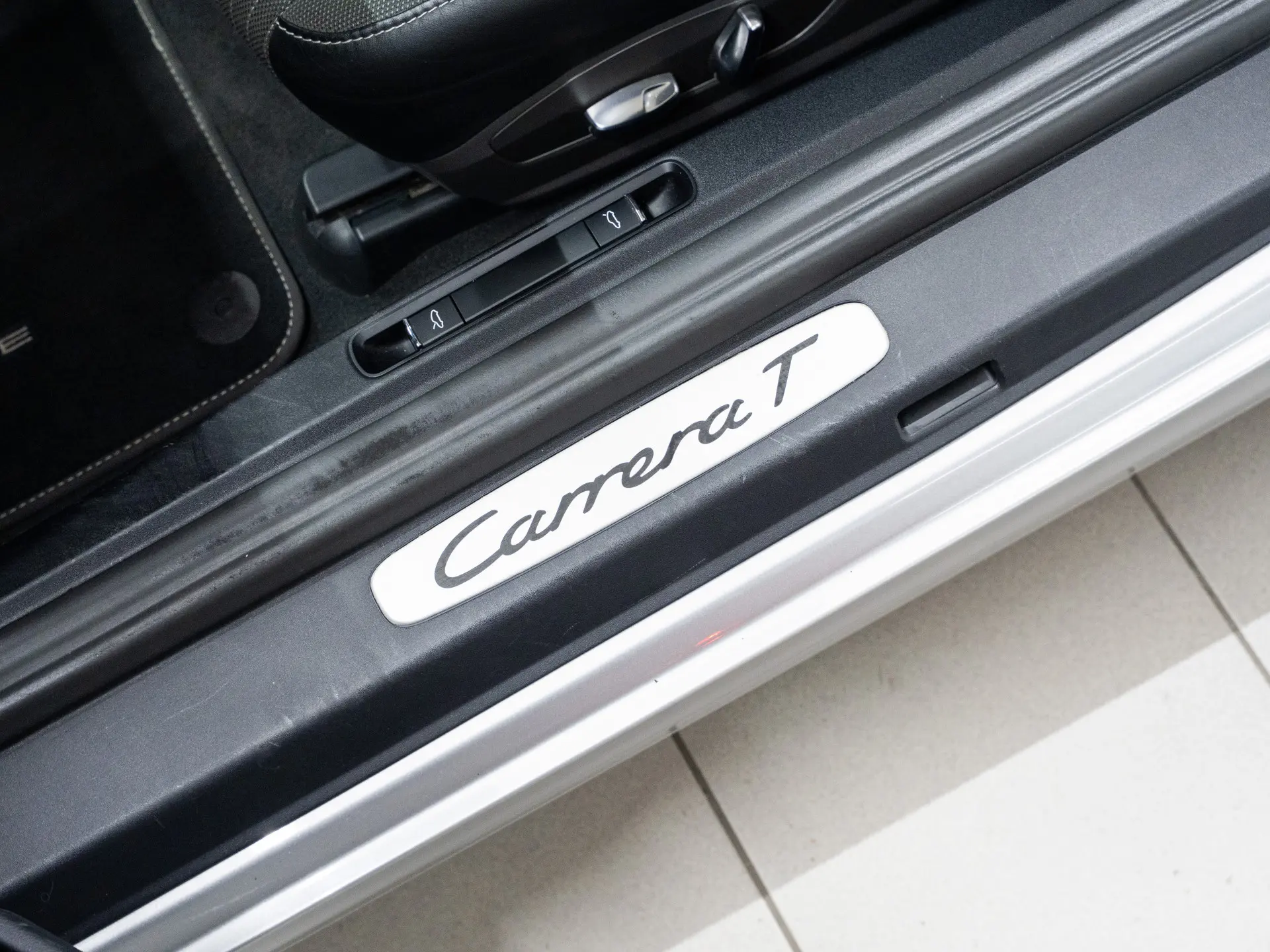 911 Carrera T