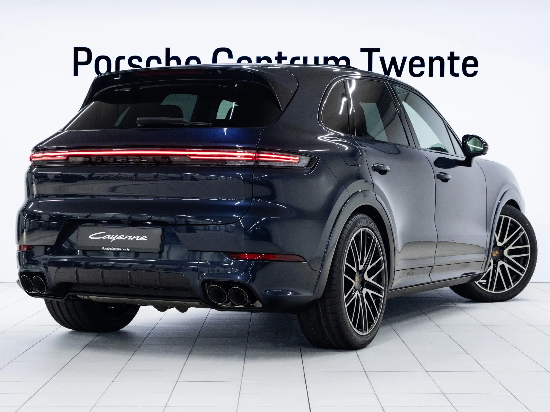 Cayenne E-Hybrid Black Edition