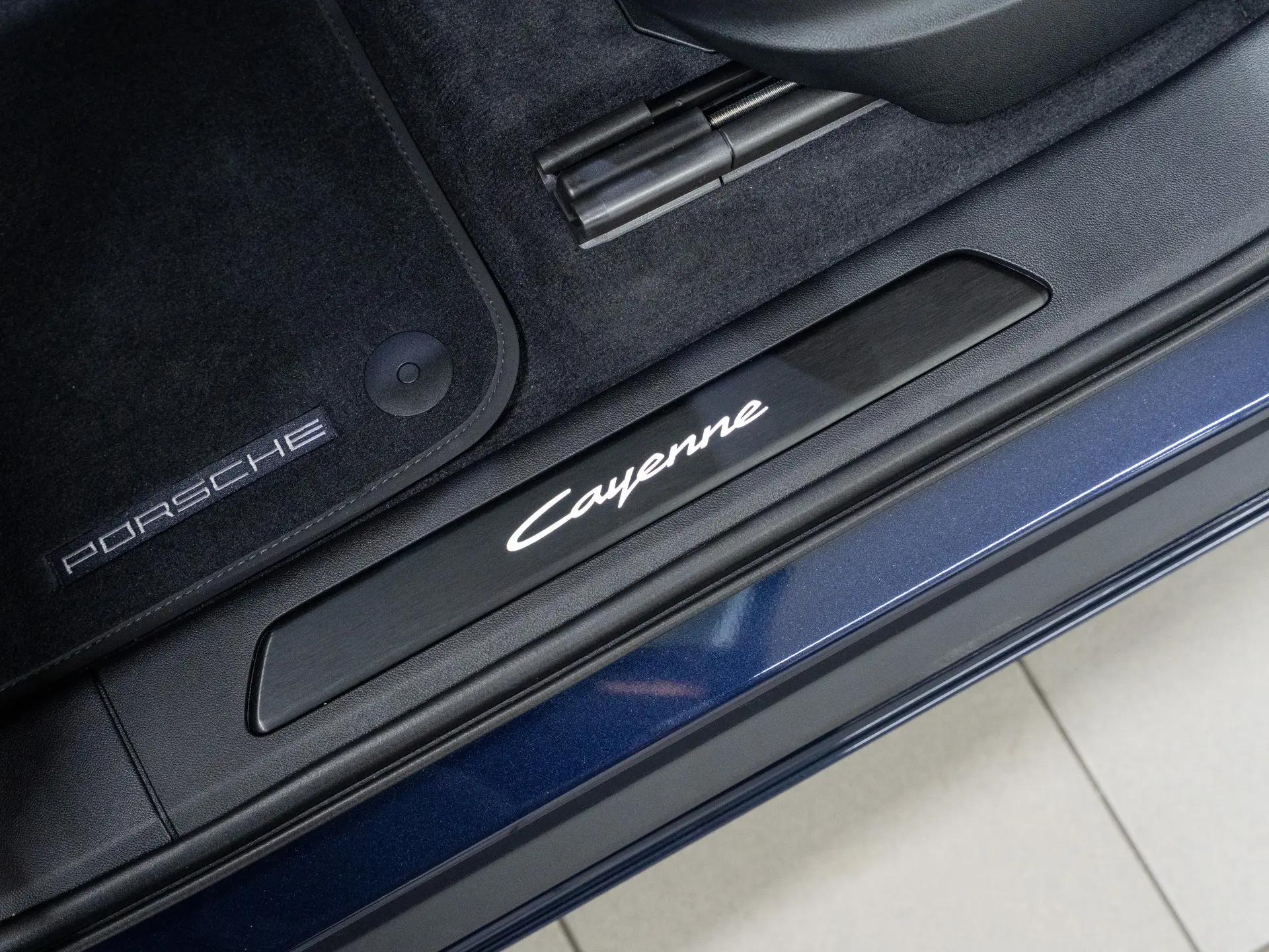 Cayenne E-Hybrid Black Edition