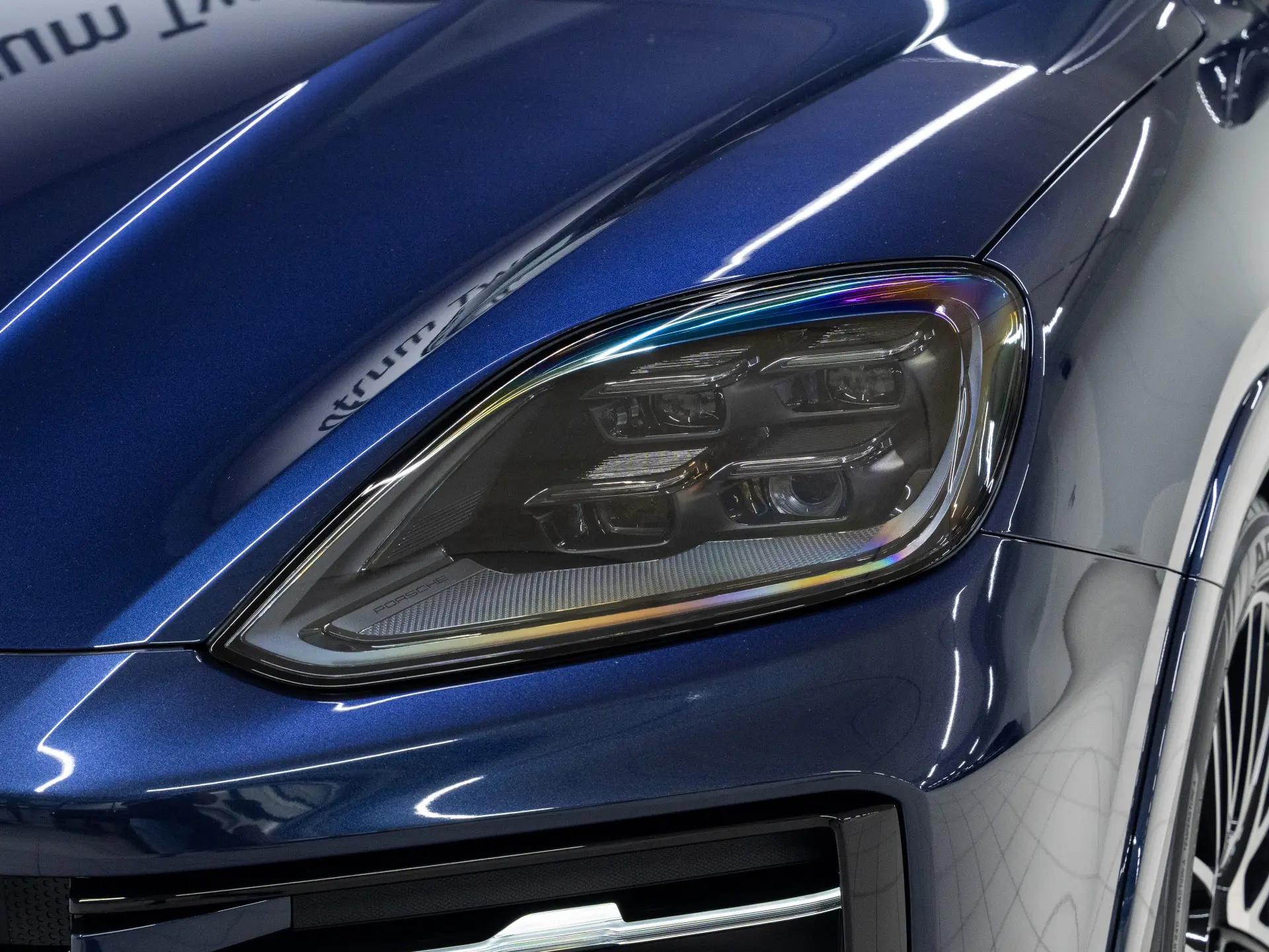 Cayenne E-Hybrid Black Edition