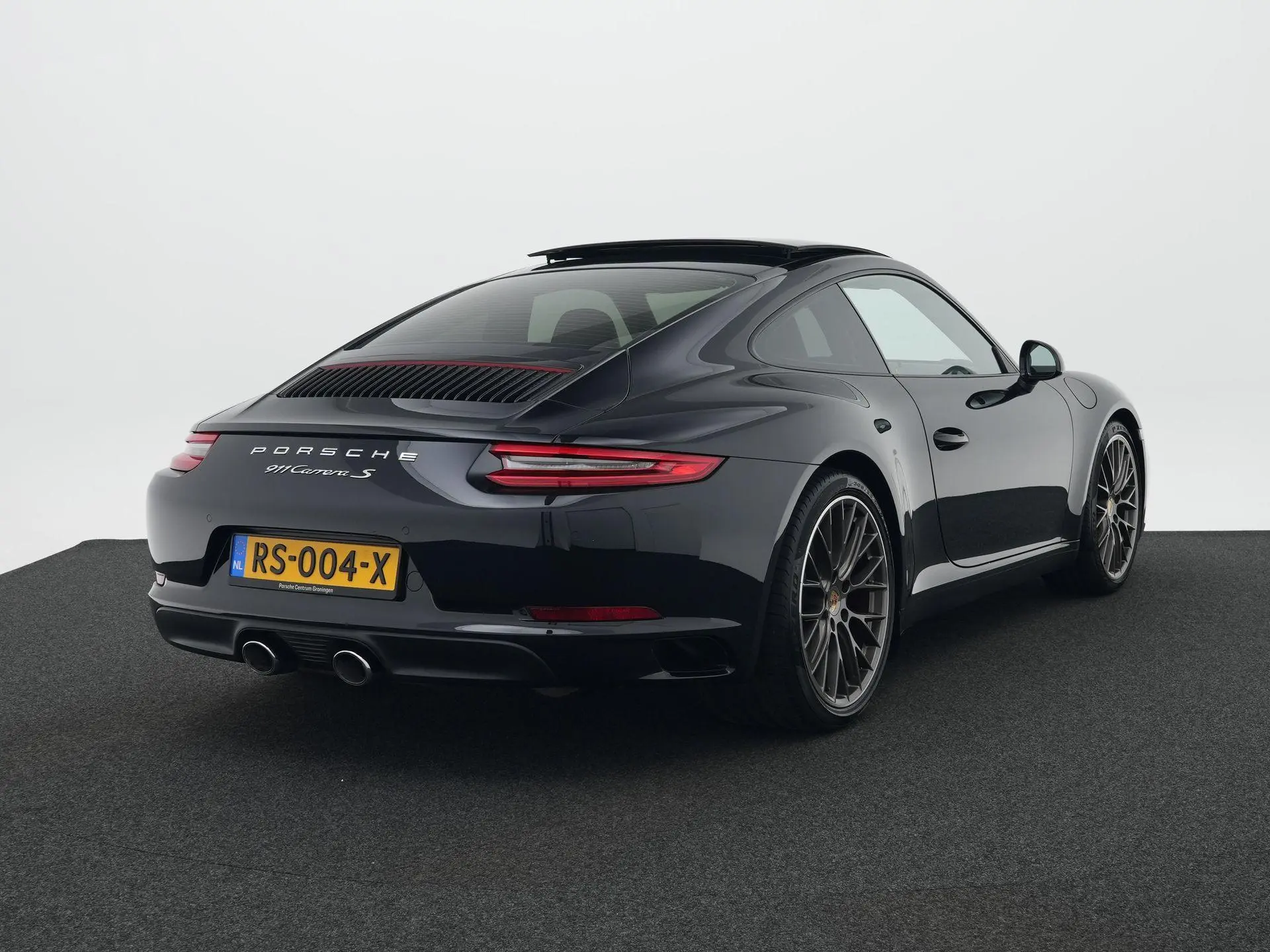 911 Carrera S