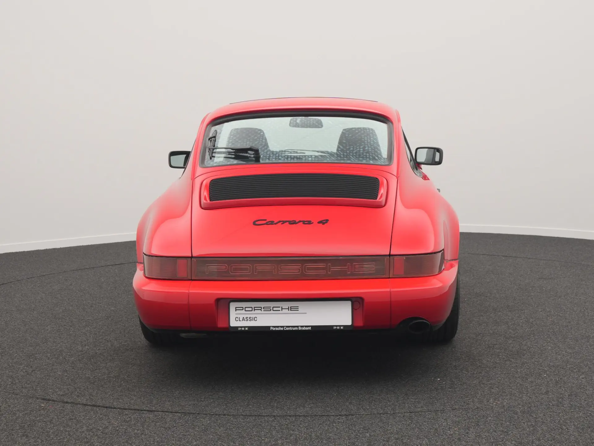 Carrera 4