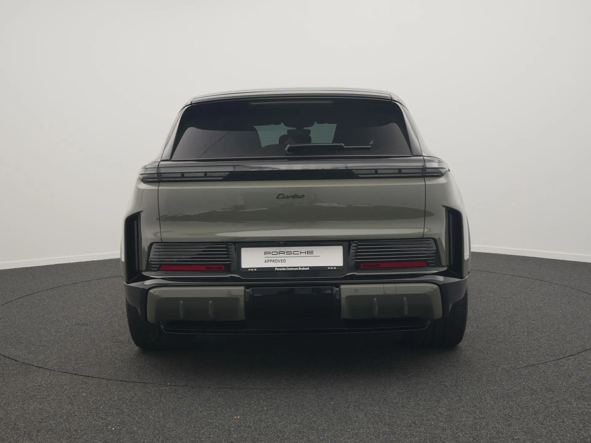 Cayenne Turbo Electric