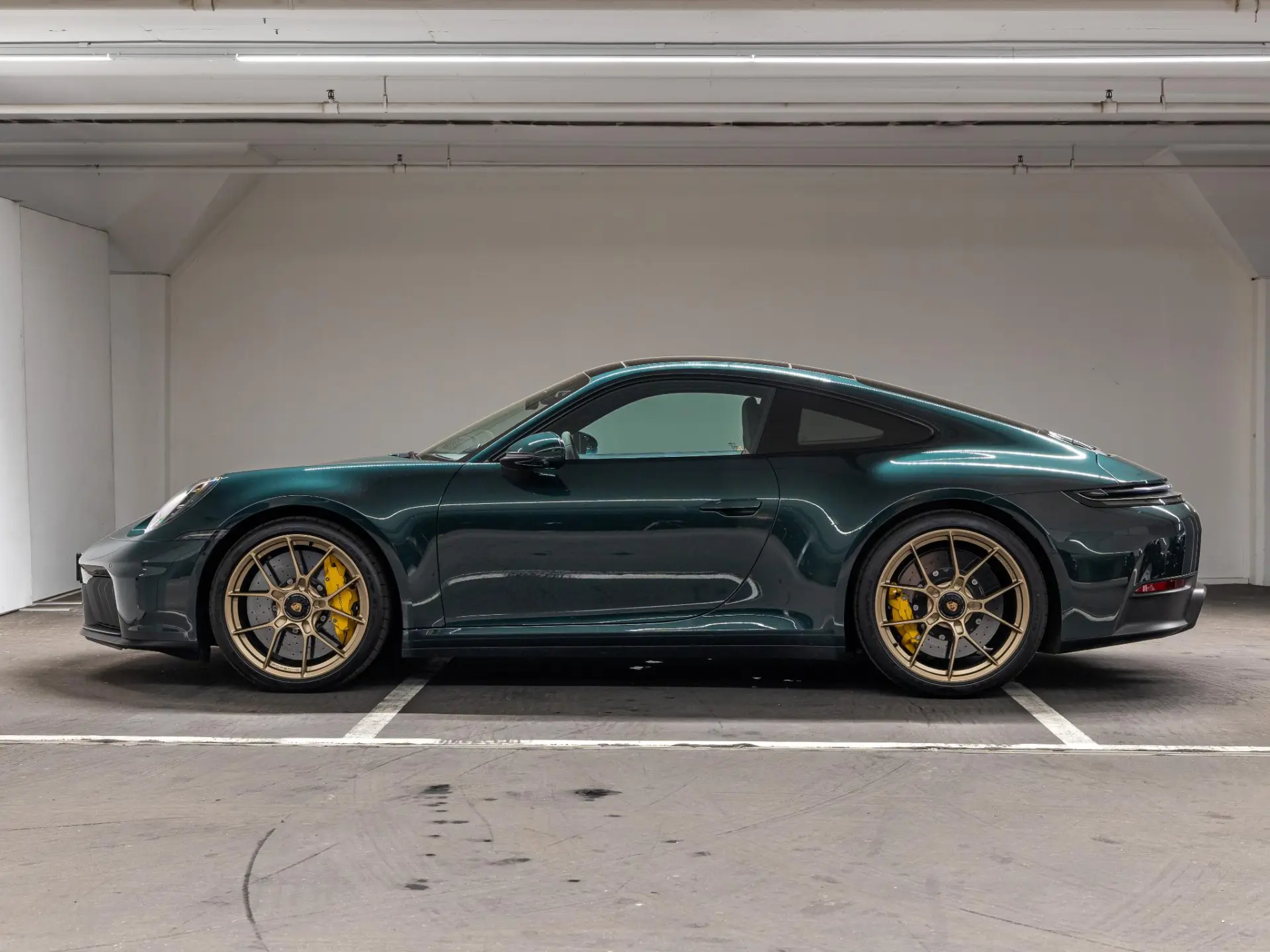 911 3.6 T-Hybrid Carrera 4 GTS