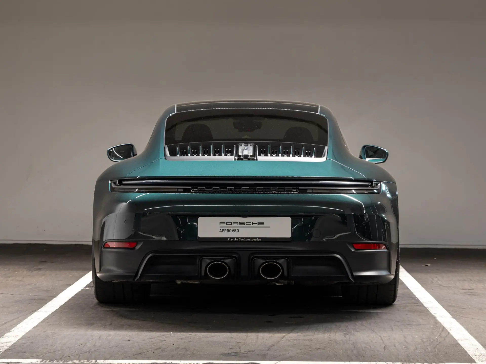 911 3.6 T-Hybrid Carrera 4 GTS