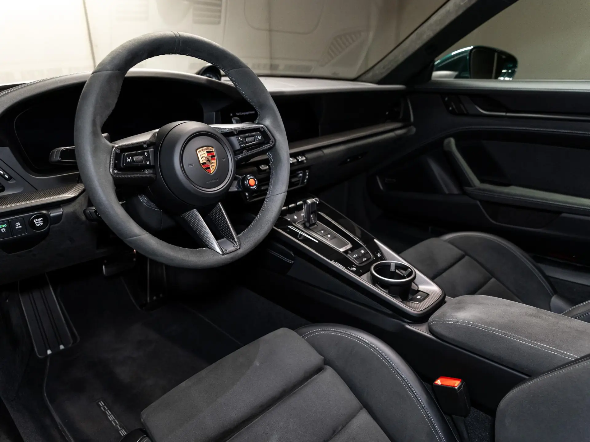 911 3.6 T-Hybrid Carrera 4 GTS