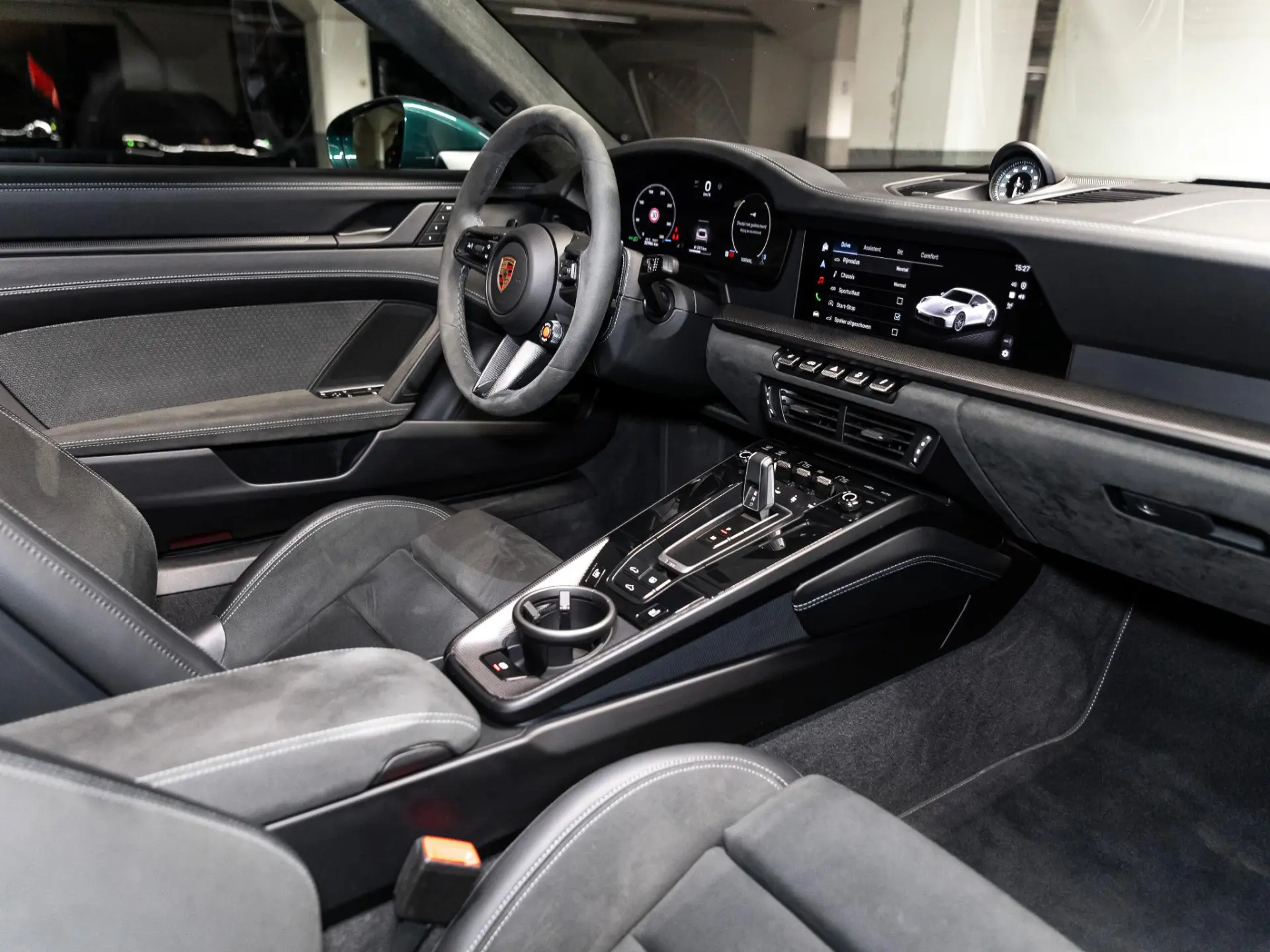 911 3.6 T-Hybrid Carrera 4 GTS