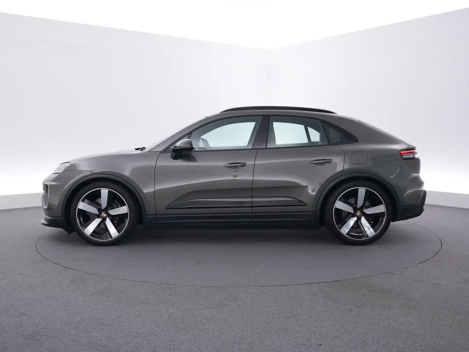 Macan 4 S 100 kWh