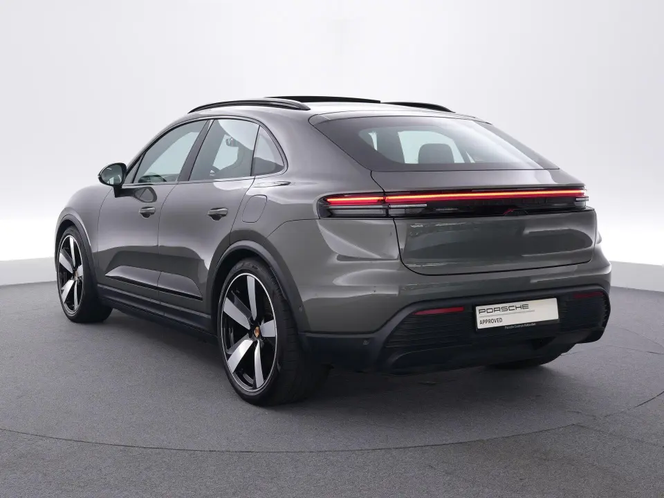 Macan 4 S 100 kWh