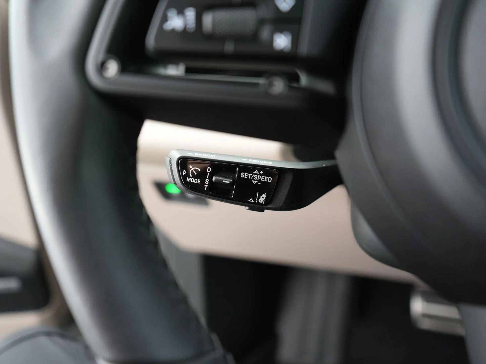 Macan 4 S 100 kWh