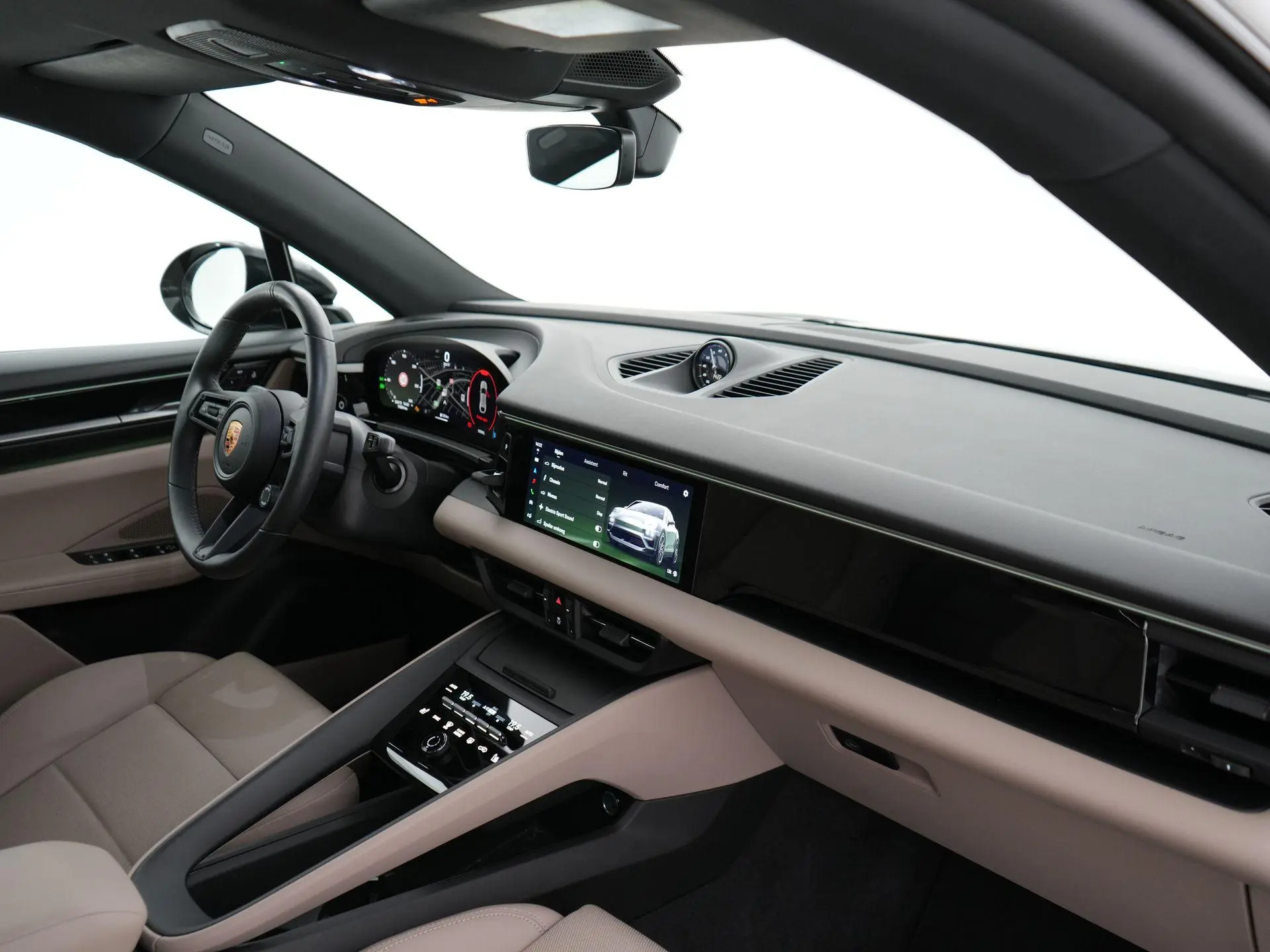 Macan 4 S 100 kWh