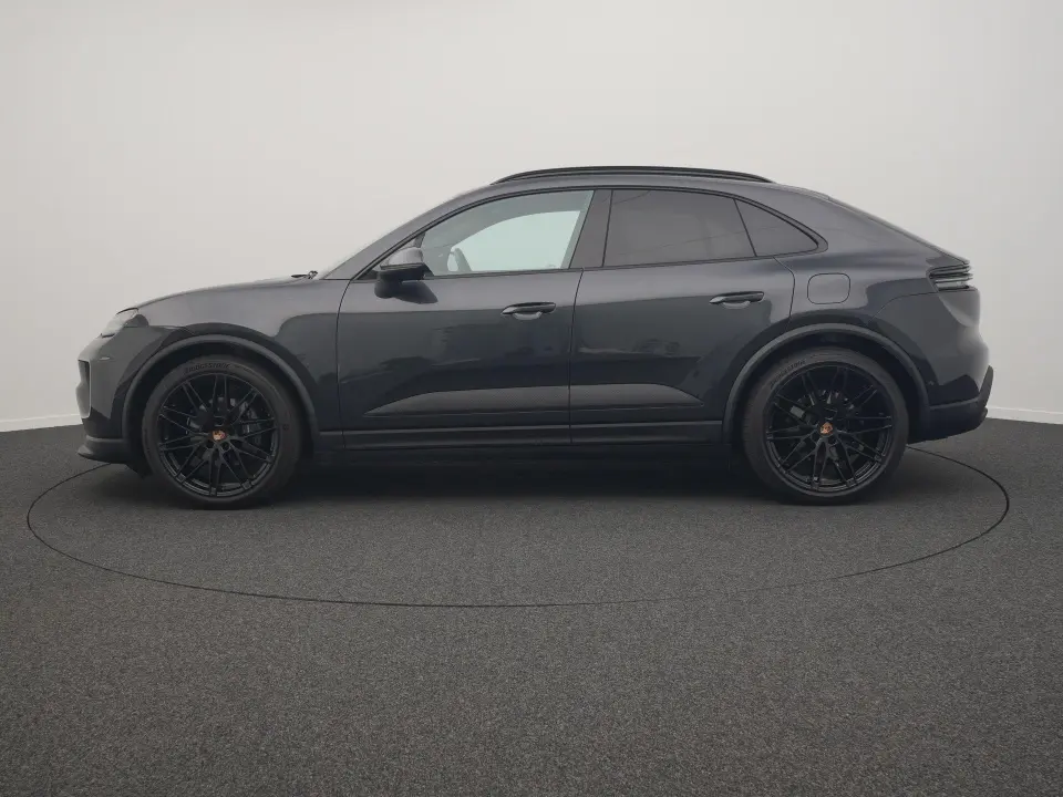 Porsche Macan 4