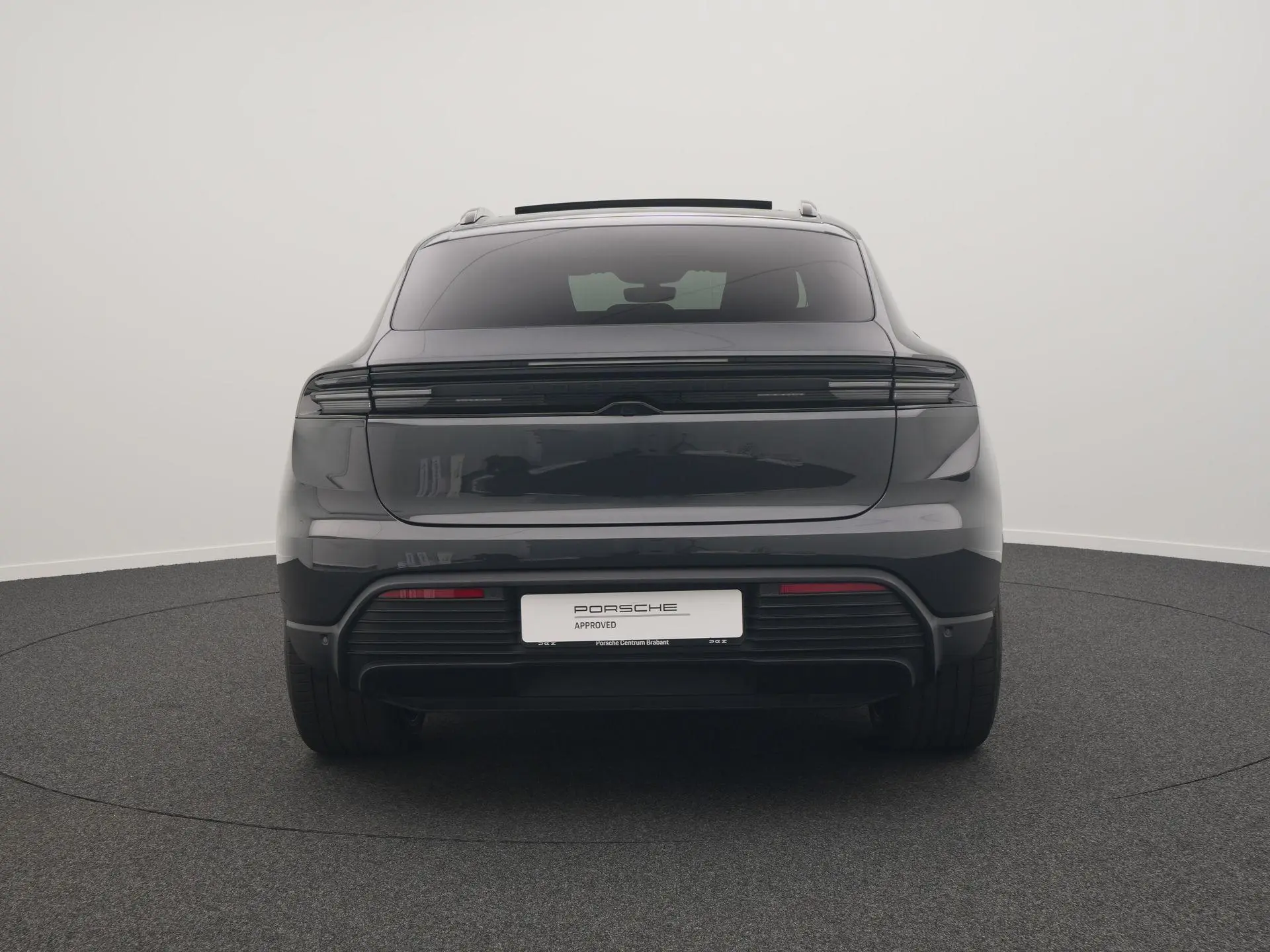 Macan 4