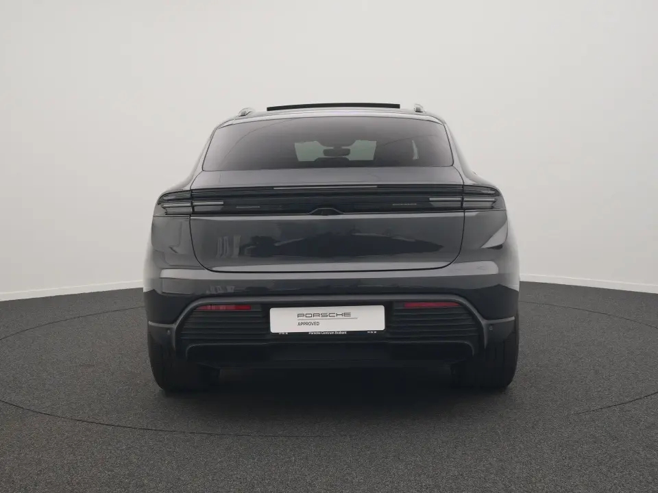 Macan 4