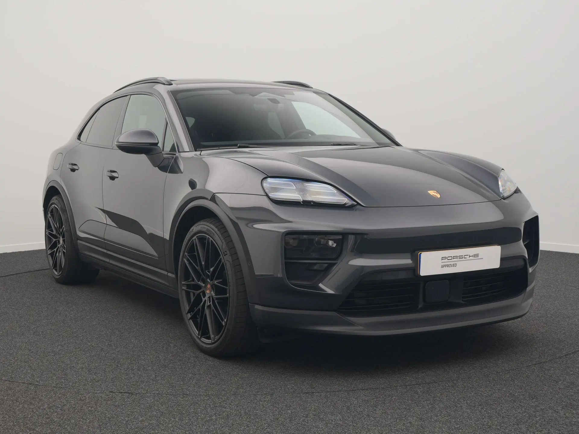 Macan 4