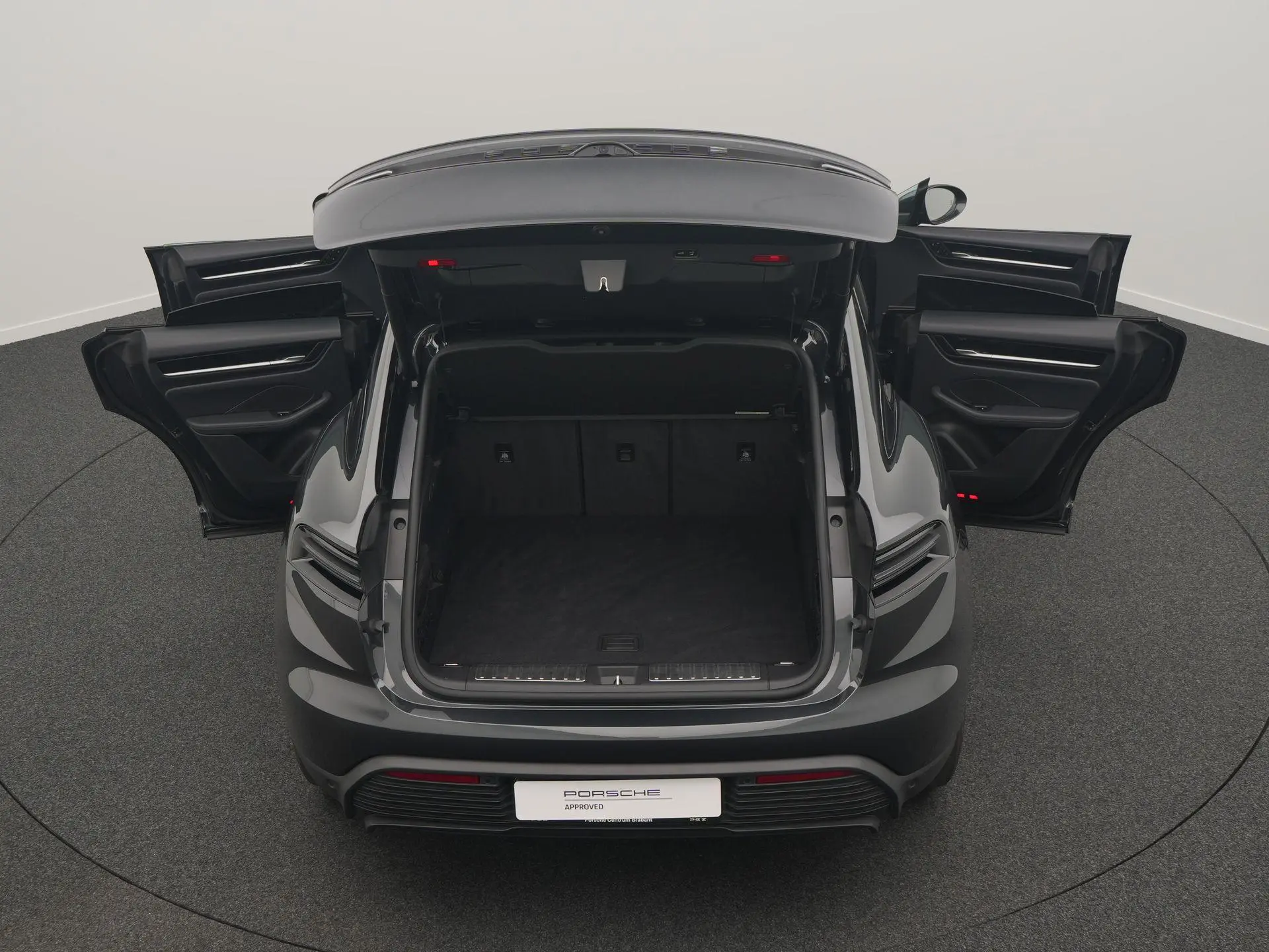 Macan 4