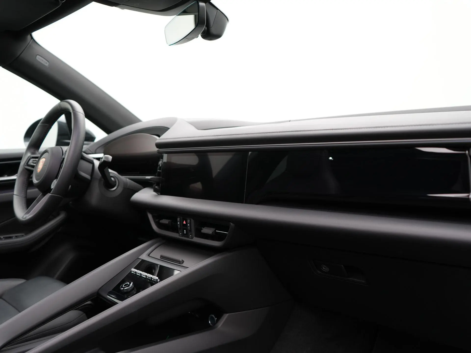 Macan 4