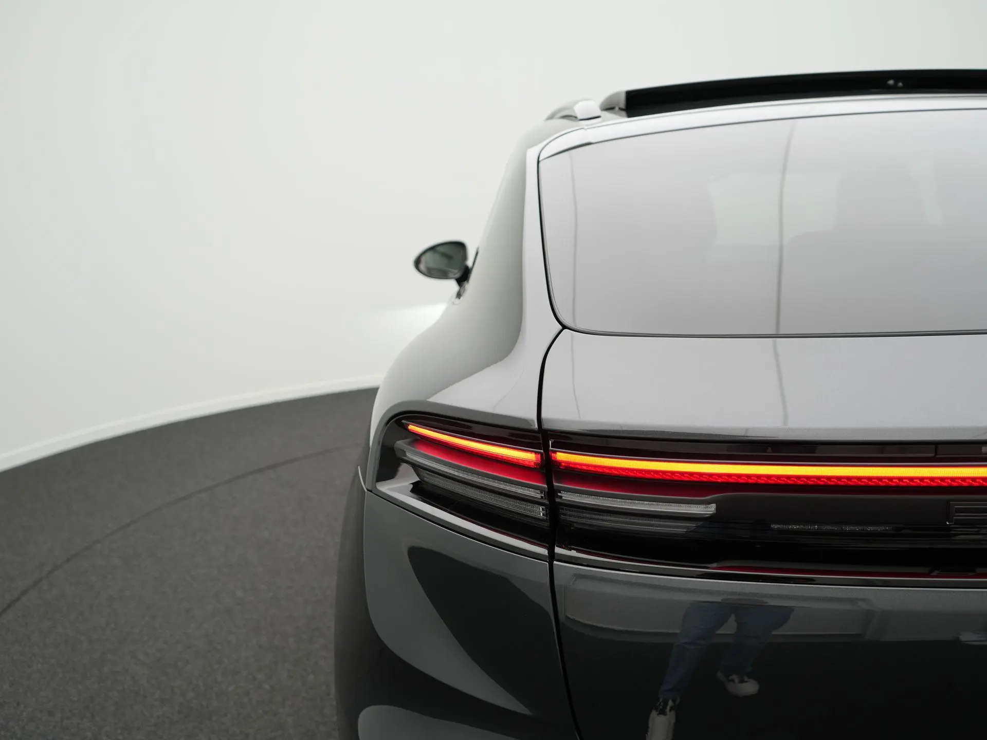 Macan 4