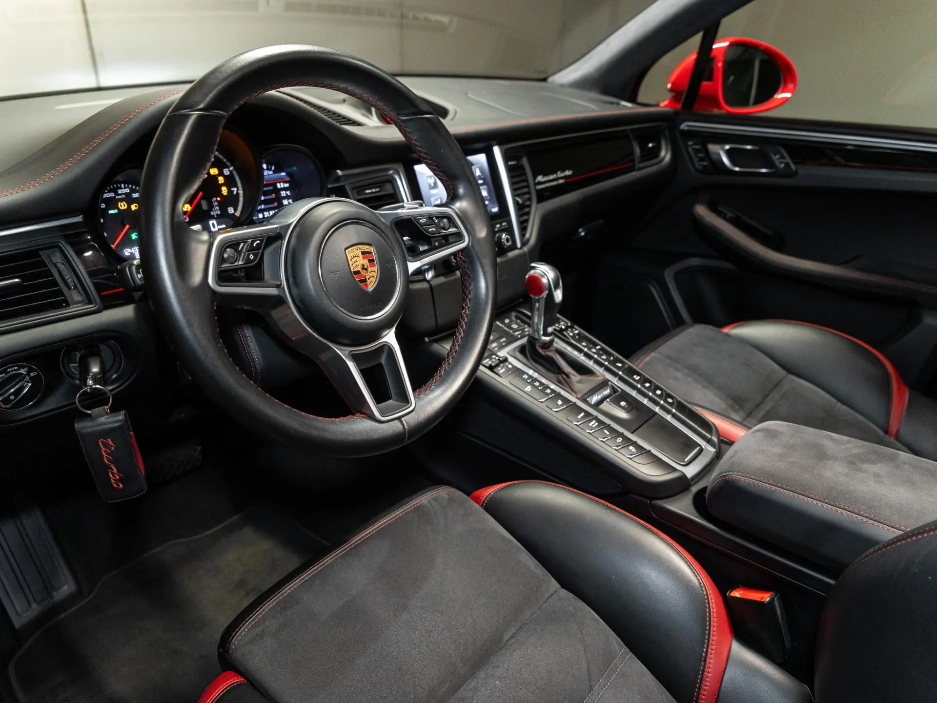 Macan Turbo Exclusive Performance Edition