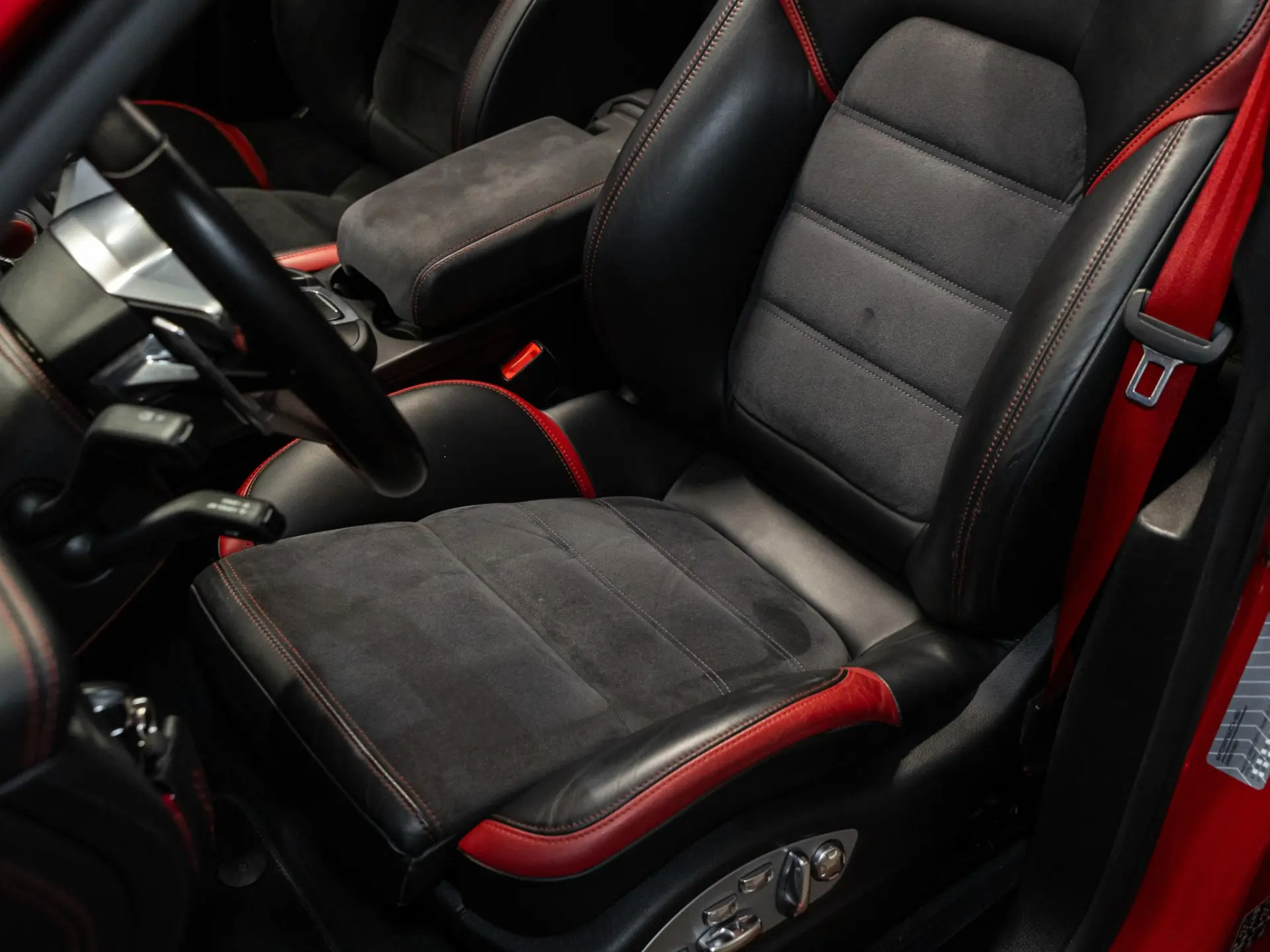 Macan Turbo Exclusive Performance Edition