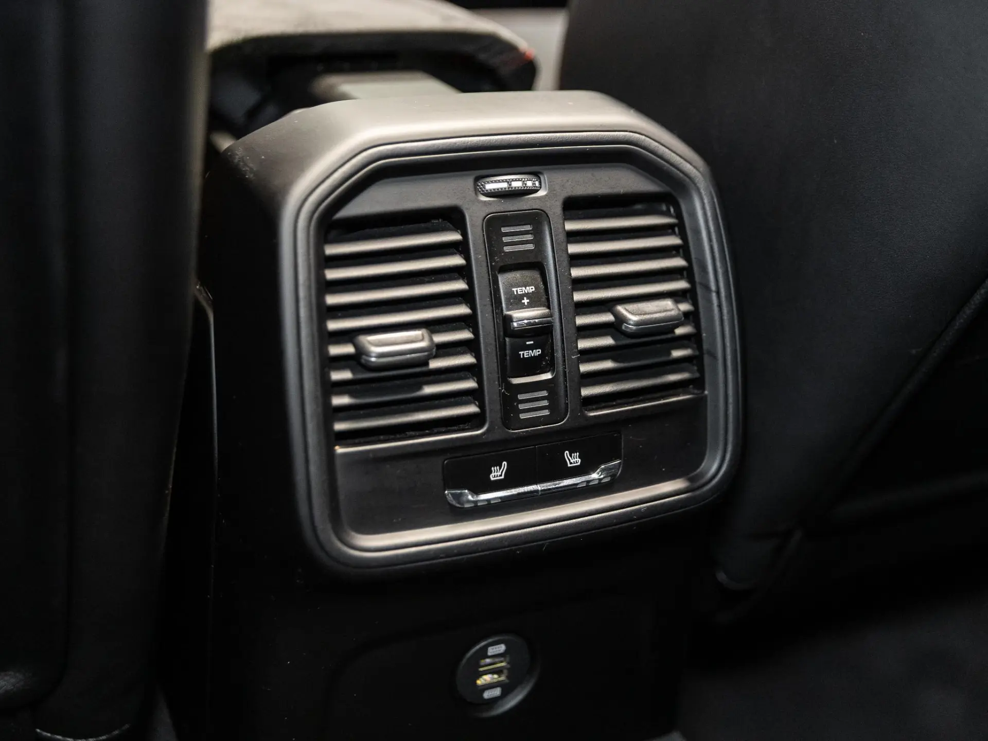 Macan Turbo Exclusive Performance Edition