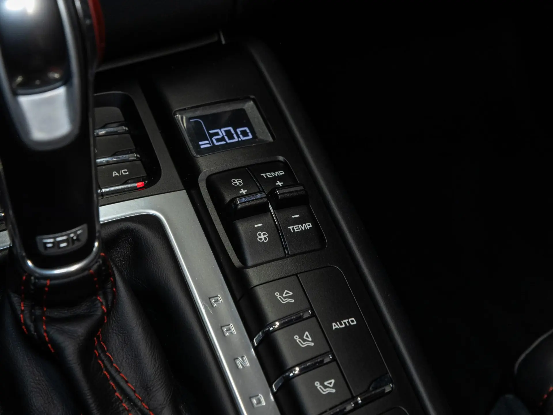 Macan Turbo Exclusive Performance Edition