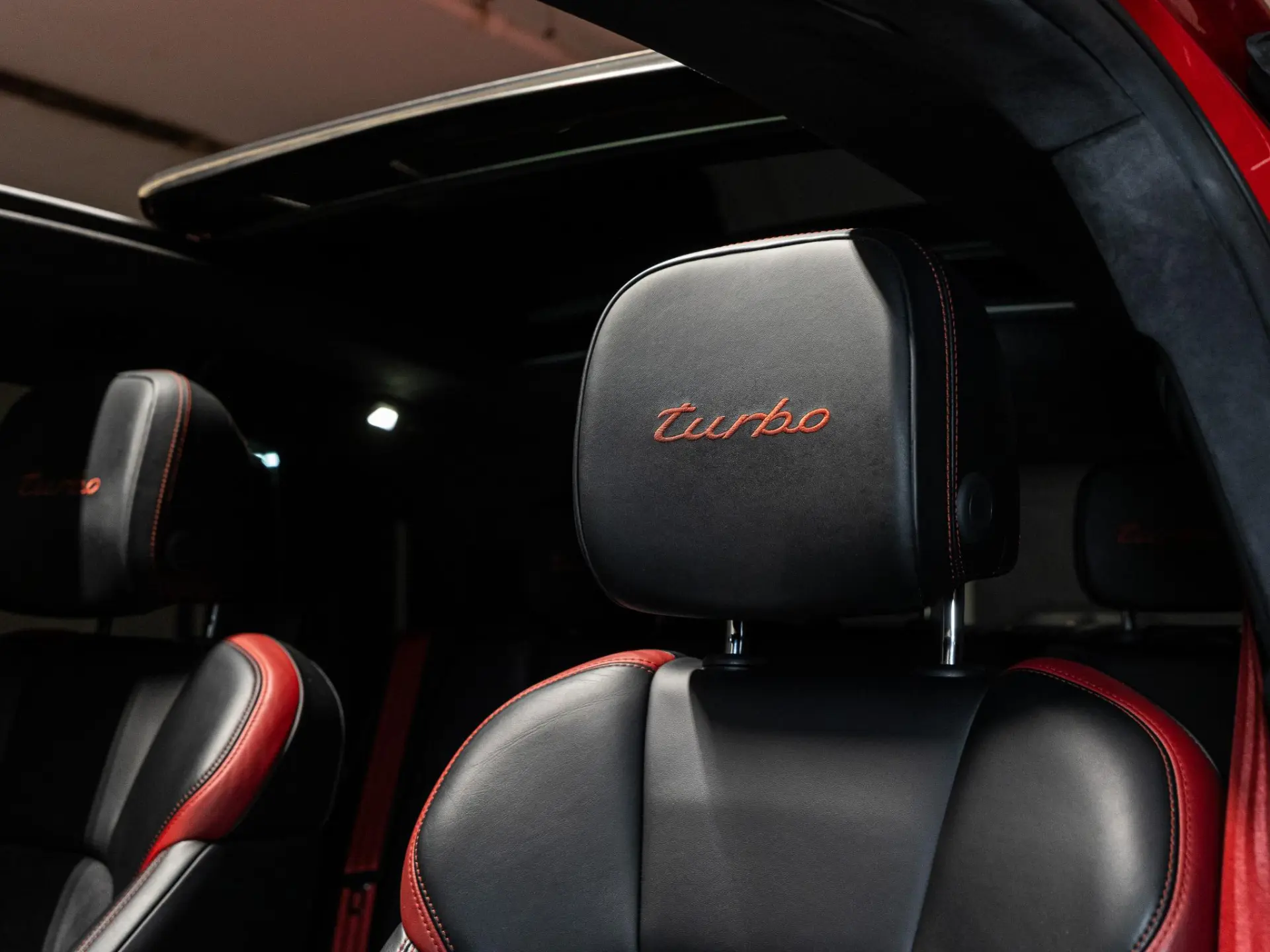 Macan Turbo Exclusive Performance Edition