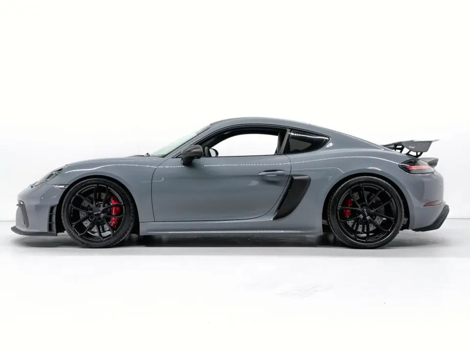 718 Cayman GT4