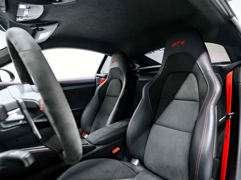718 Cayman GT4